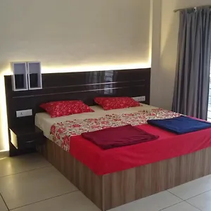 Sun And Lake View Homestay